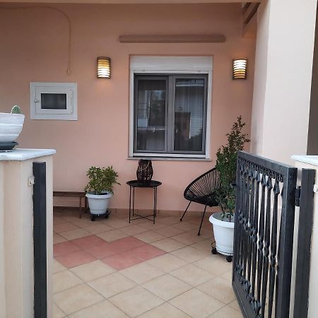 Pavlos Apartment Hriszí Aktí Haniá Kültér fotó